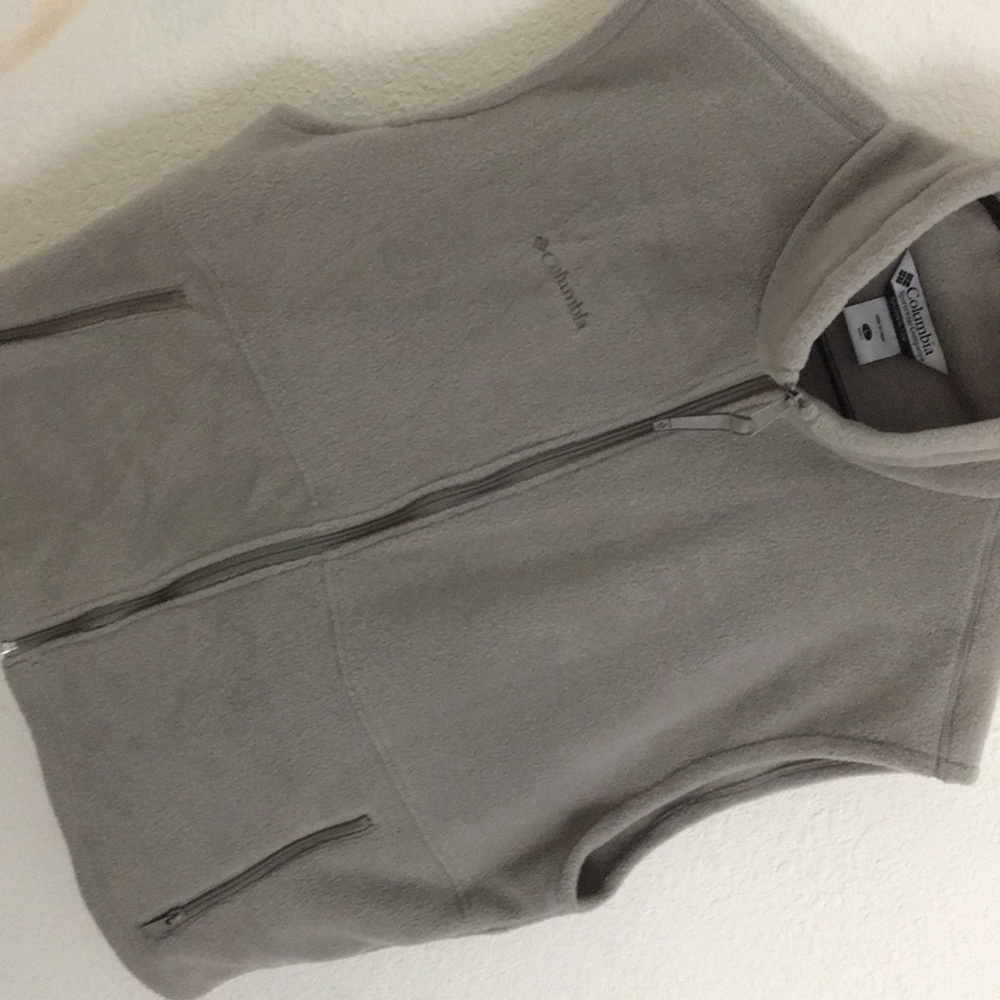 Columbia vest size L - Picture 2 of 3